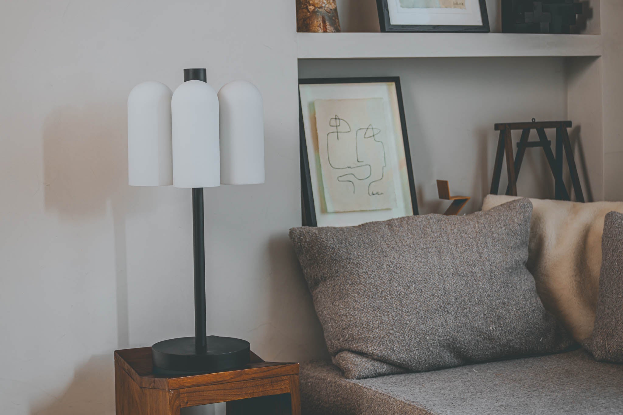 Schwung Odyssey 6 Black Gunmetal Table Lamp